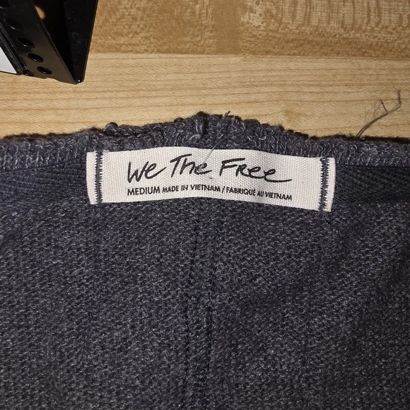 We The Free Long Sleeve V Neck (SW11) - Picture 6 of 12